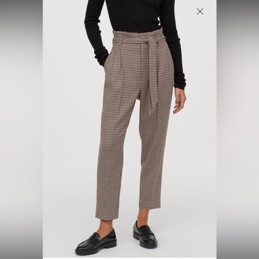H&M Brown and Cream Houndstooth Trousers with Timeless Style